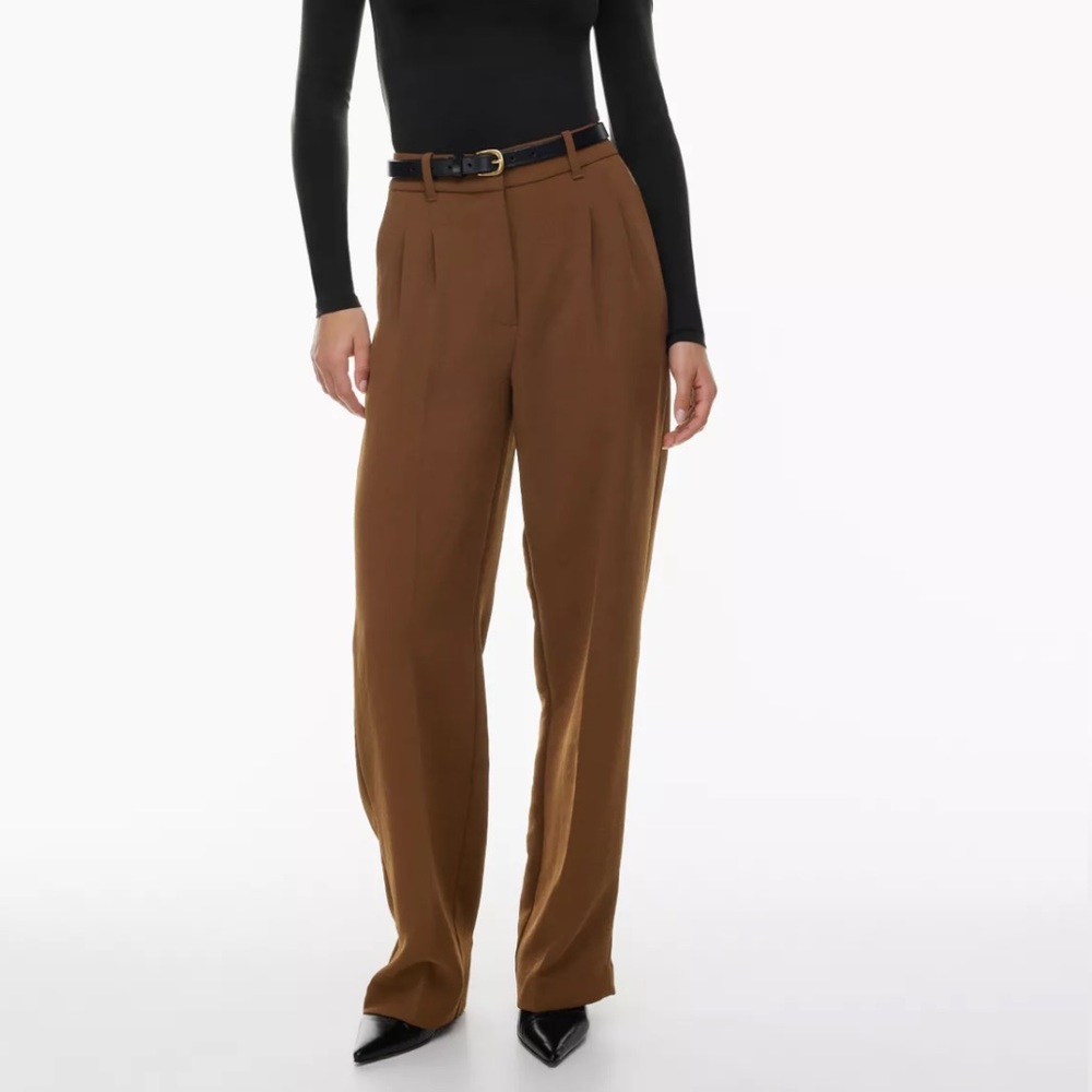 Aritzia Effortless Pant Cogniac - 0
